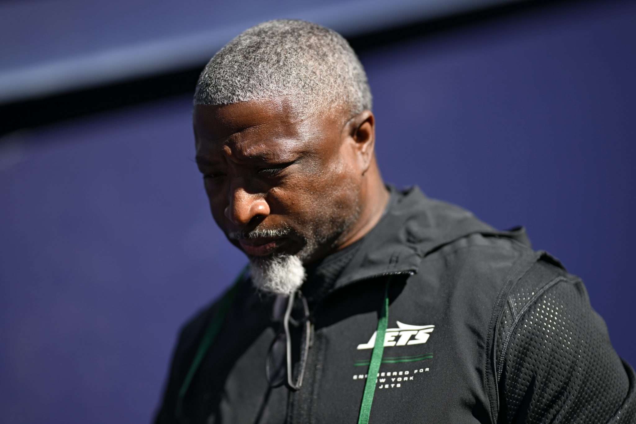 Aaron Glenn on the sideline during a Jets game