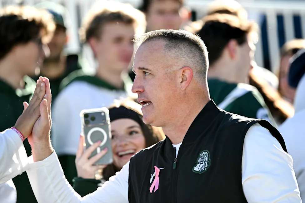 No. 25 Northwestern blocks Michigan State football's upset attempt - Yahoo Sports